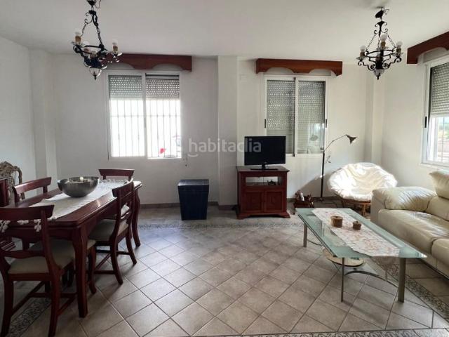 Casa en venta en Rafelbunyol. AMPLIA VIVIENDA CON GRAN LUMINOSIDAD Y POSIBILIDAD DE AMPLIACIÓN. Casas.