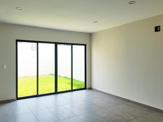 CASA EN VENTA EN REAL CAMPESTRE MOD CORA CLUSTER 5 F 896