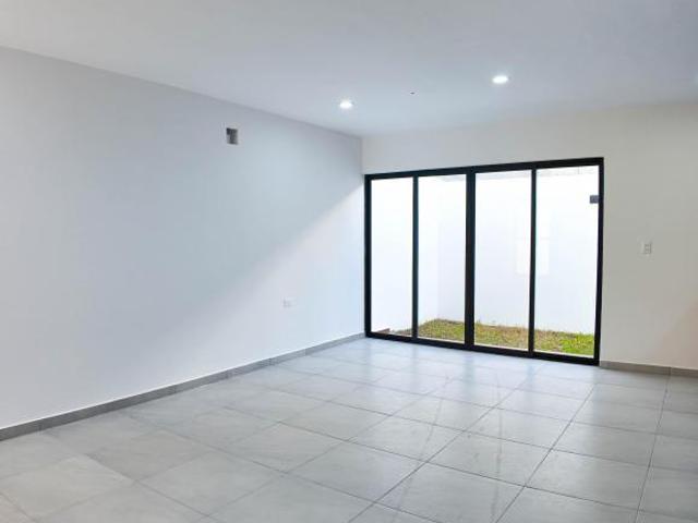 CASA EN VENTA EN REAL CAMPESTRE CLUSTER 13 MODELO ONIX F 886