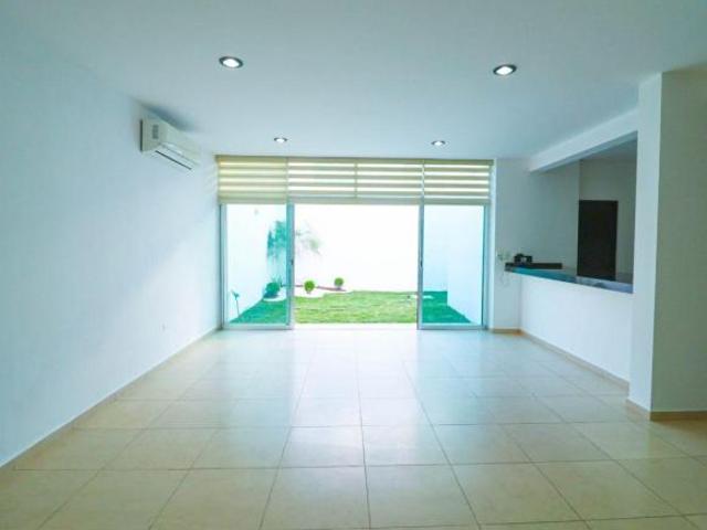 Casa en Venta en Real Campestre Cluster 9 F 1201