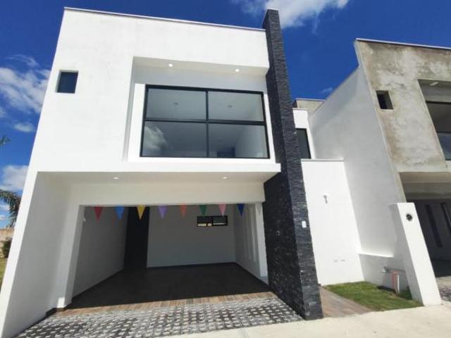 Casa en venta en Real Campestre