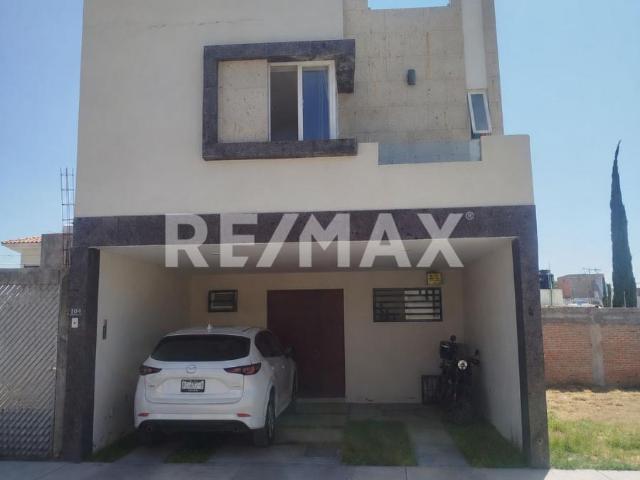 CASA EN VENTA EN REAL CAMPESTRE