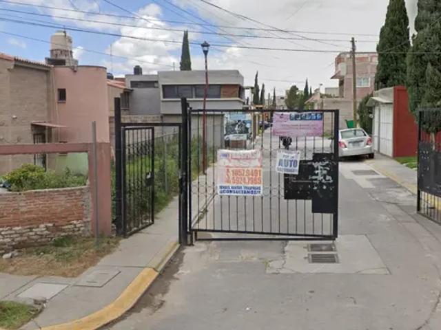 Casa en venta en Real de Costitlán I, Chicoloapan, México