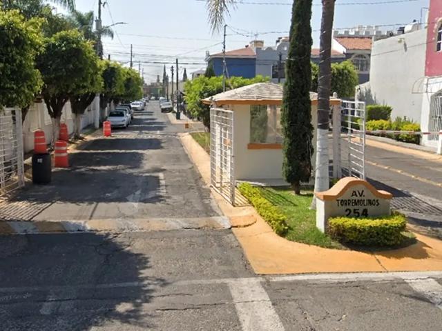 Casa en venta en Real de Valdepeñas, Zapopan, Jalisco