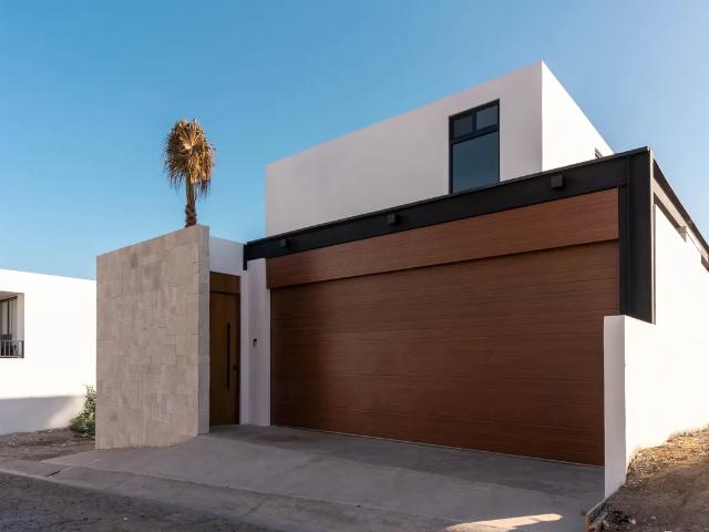 CASA EN VENTA EN REAL DEL MAR