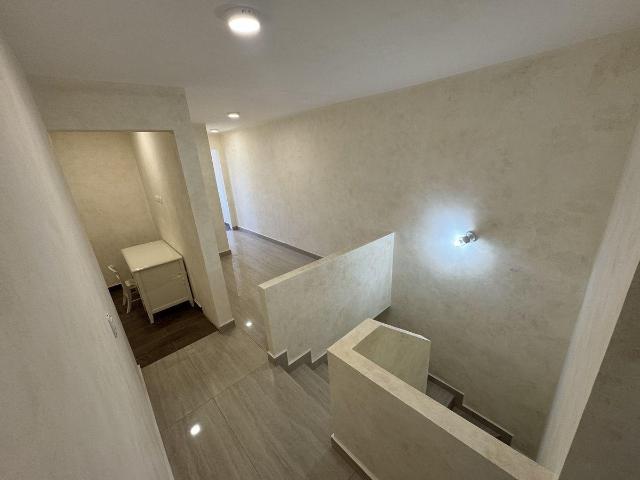 Casa en Venta en Real del Valle, Santa Catarina