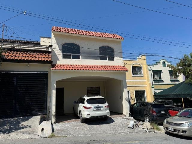 Casa en Venta en Real del Valle, Santa Catarina
