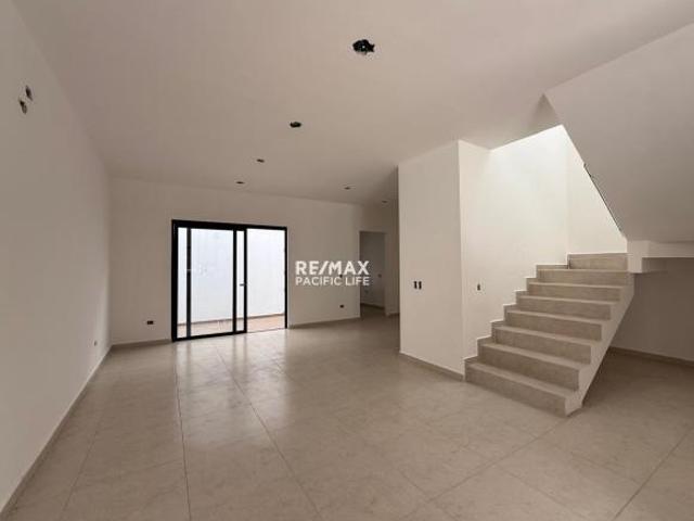 CASA EN VENTA EN REAL DEL VALLE 4
