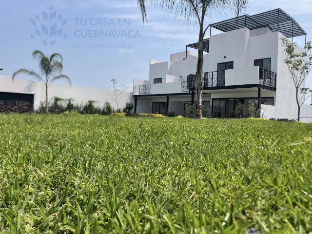 Casa en venta en Real Santa Fe, Xochitepec, Morelos