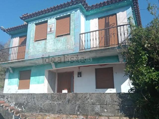 Casa en venta en Redondela. Casa en Redondela en Sotoxusto, nacional 550, 8. Casas.