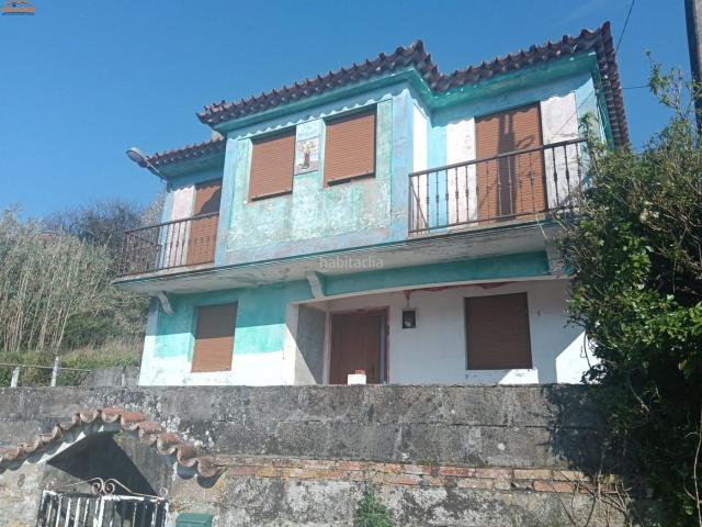 Casa en venta en Redondela. CASACHALET PARA REHABILITAR EN REDONDELA. Casas.