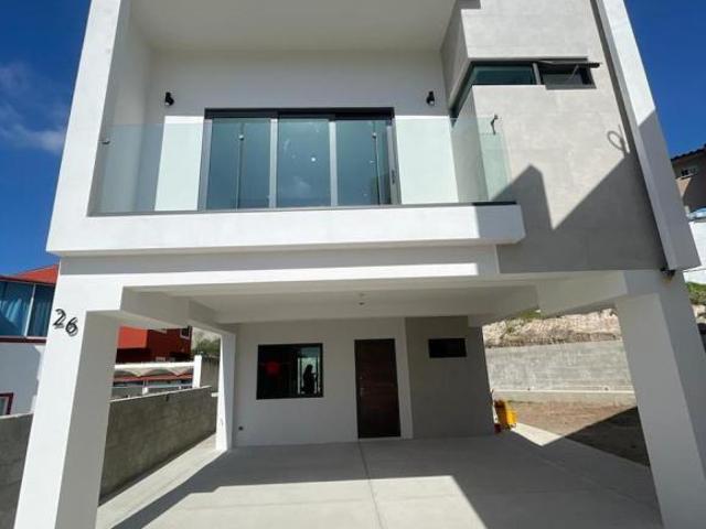 Casa en Venta en Residencial Aureo, Loma Dorada, Tijuana