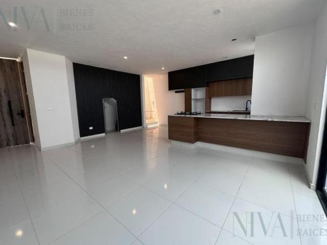 Casa En Venta En Residencial Cuatro Vientos