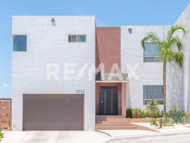 CASA EN VENTA EN RESIDENCIAL CUMBRES III, CHIHUAHUA, CHIH