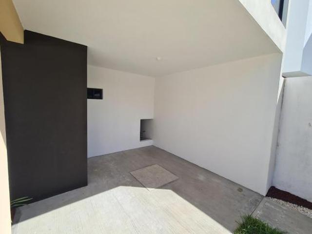 Casa en venta en residencial con alberca a 7 min de tabasco 2000