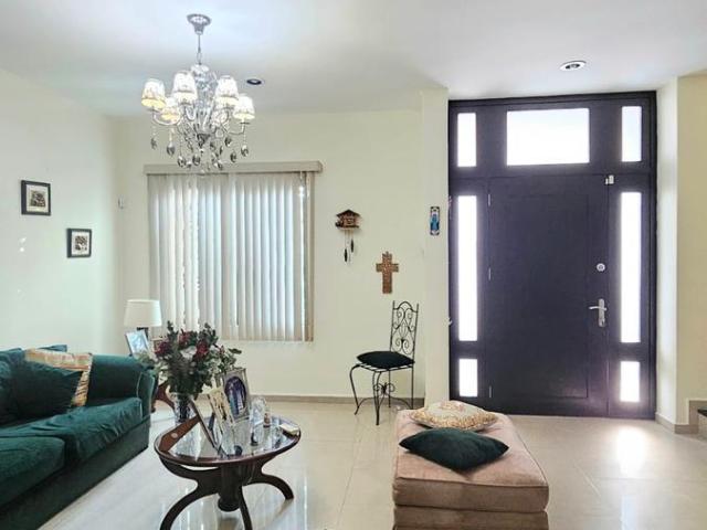 CASA EN VENTA EN RESIDENCIAL COUNTRY