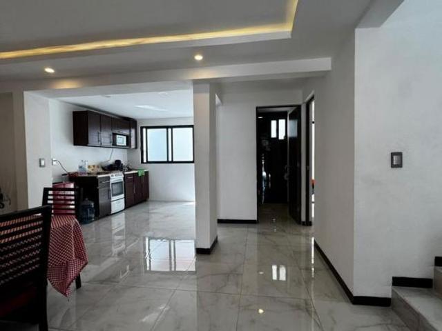 CASA EN VENTA EN RESIDENCIAL COUNTRY TEJALPA, JIUTEPEC, MOR