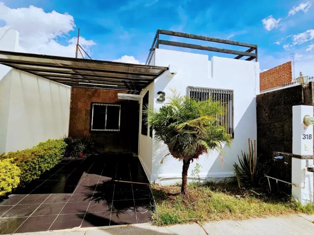 Casa en venta en Residencial Hacienda Viñedos, León, Guanajuato