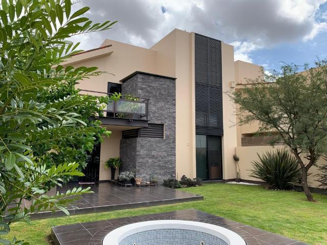 Casa en venta en residencial haciendas de Tequisquiapan 1614