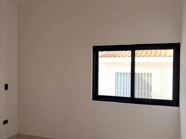 CASA EN VENTA EN RESIDENCIAL LAS PLAZAS