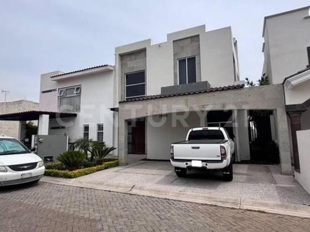 Casa en Venta en Residencial Las Plazas