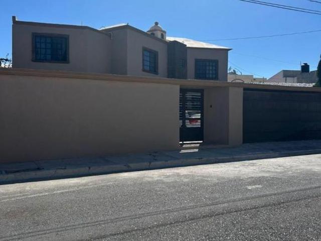 casa en venta en Residencial Los Pinos