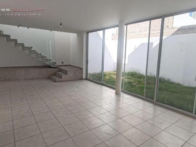 Casa en Venta en Residencial Loretta I al Norponiente de la Ciudad de Aguascalientes
