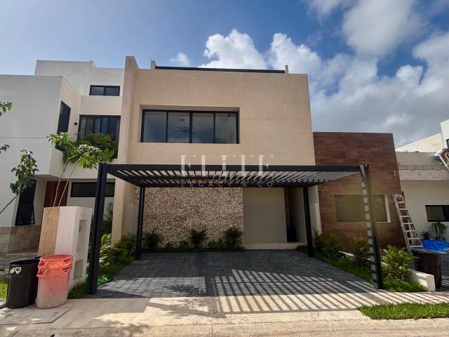 Casa en Venta en Residencial Rio