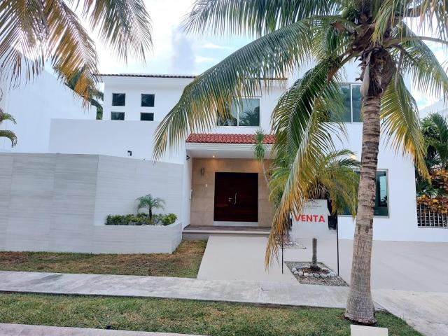 CASA EN VENTA EN RESIDENCIAL VILLA MAGNA