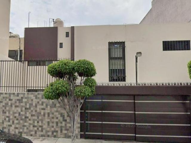 CASA EN VENTA EN RESIDENCIAL ZACATENCO