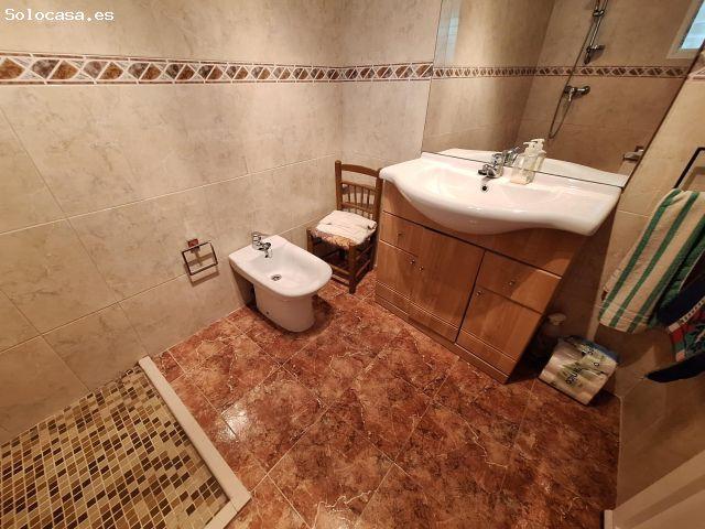 Casa en Venta en Requena de Campos, Valencia