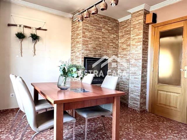 Casa en venta en Requena, Valencia