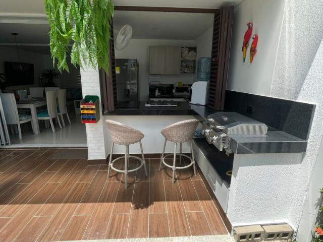 Casa En Venta En Ricaurte En Ricaurte V228771