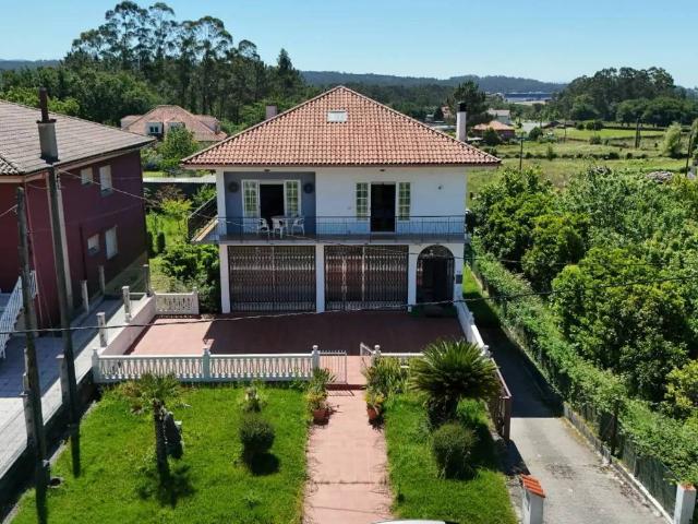 Casa en Venta en Rianxo