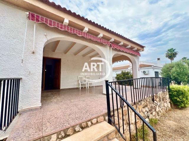 Casa en venta en Riba roja de Túria. Casas Riba roja de.