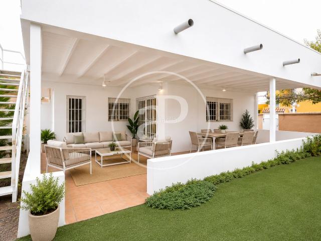 Casa en venta en Riba roja de Túria. Chalet en venta en Urbanización La Reva. Casas Riba roja de.