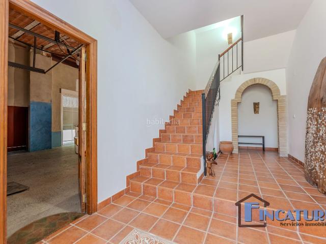 Casa en venta en Riba roja de Túria. Preciosa casa de pueblo esquinera. Casas Riba roja de.