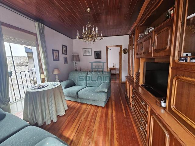 Casa en venta en Ribadavia. Casas.