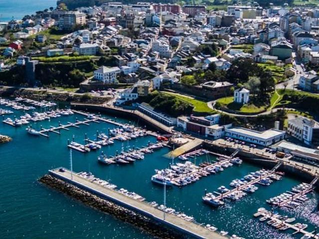 CASA EN VENTA EN RIBADEO