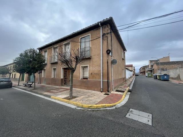 Casa en venta en Ribaforada. Casas.