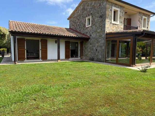 Casa en venta en Ribamontán al Mar, Castanedo. Chalet en Catanedo, Cantabria. Casas Ribamontán al.