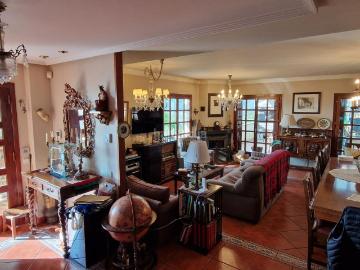 Casa en venta en Ribera de Arriba. Magnífica casa unifamiliar en el encantador municipio de Ribera de Arriba, Asturias. El inmueble cuenta con una SUPERFICIE ÚTIL de. Casas Ribera de.