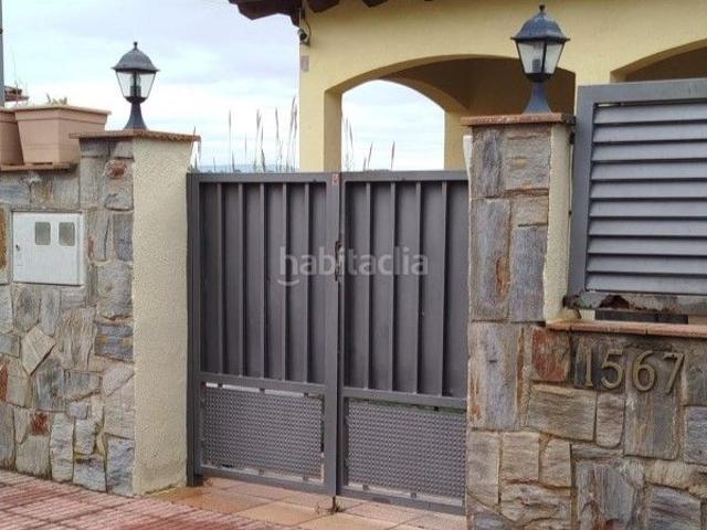 Casa en venta en Riells i Viabrea. chalet en venta en Calle de Vicente Aleixandre, Riells i Viabrea. Casas Riells i.