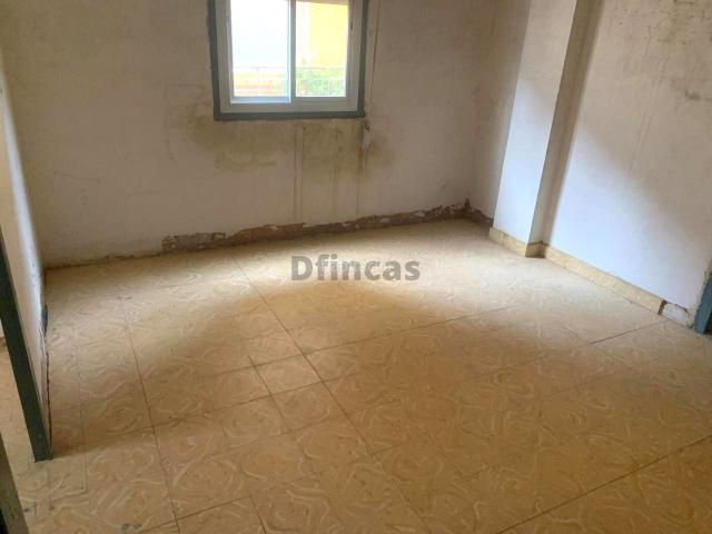 Casa en venta en Riodeva. VENTA DE CASA COMPLETA EN EL CENTRO DE RIODEVA. Casas.