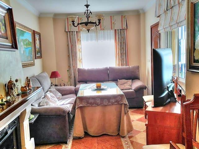 Casa en venta en Riogordo, Málaga