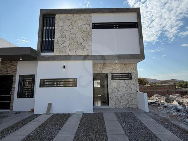 Casa en venta en Rinc?n Real 4 Rec?maras