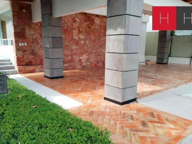 Casa en Venta en Rincon de los Reyes, Lomas de Angelopolis