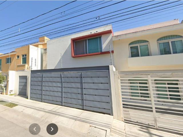 Casa en venta en Rinconada de los Novelistas, Zapopan, Jalisco