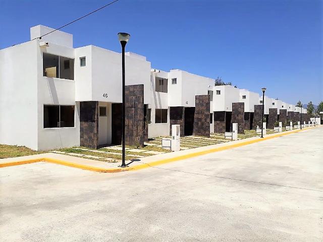 Casa en venta en Rinconada Lago de Guadalupe, Nicolás Romero, México