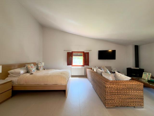 Casa en venta en Riudarenes. Exclusivo conjunto de 5 masías en finca de 15 hectáreas con alta rentabilidad. Casas.